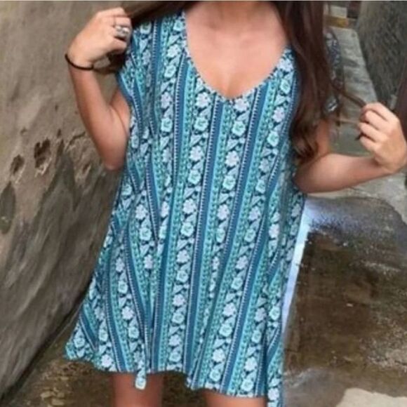 Show Me Your Mumu Blue Carter Vneck Tunic - Picture 1 of 7